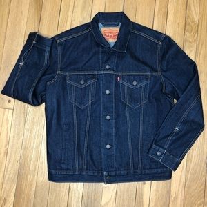 Levi’s jean jacket size large